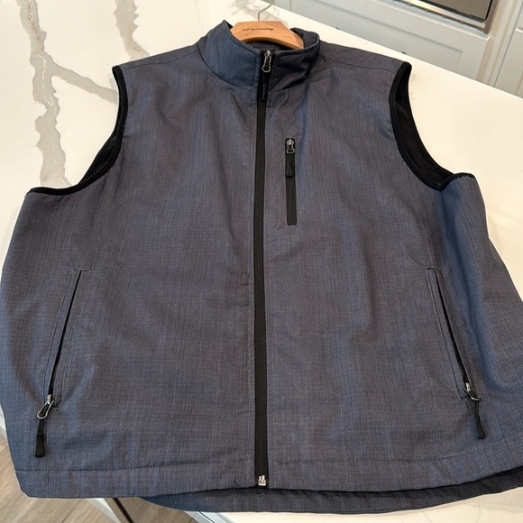Men’s Vest size XL - Picture 1 of 8
